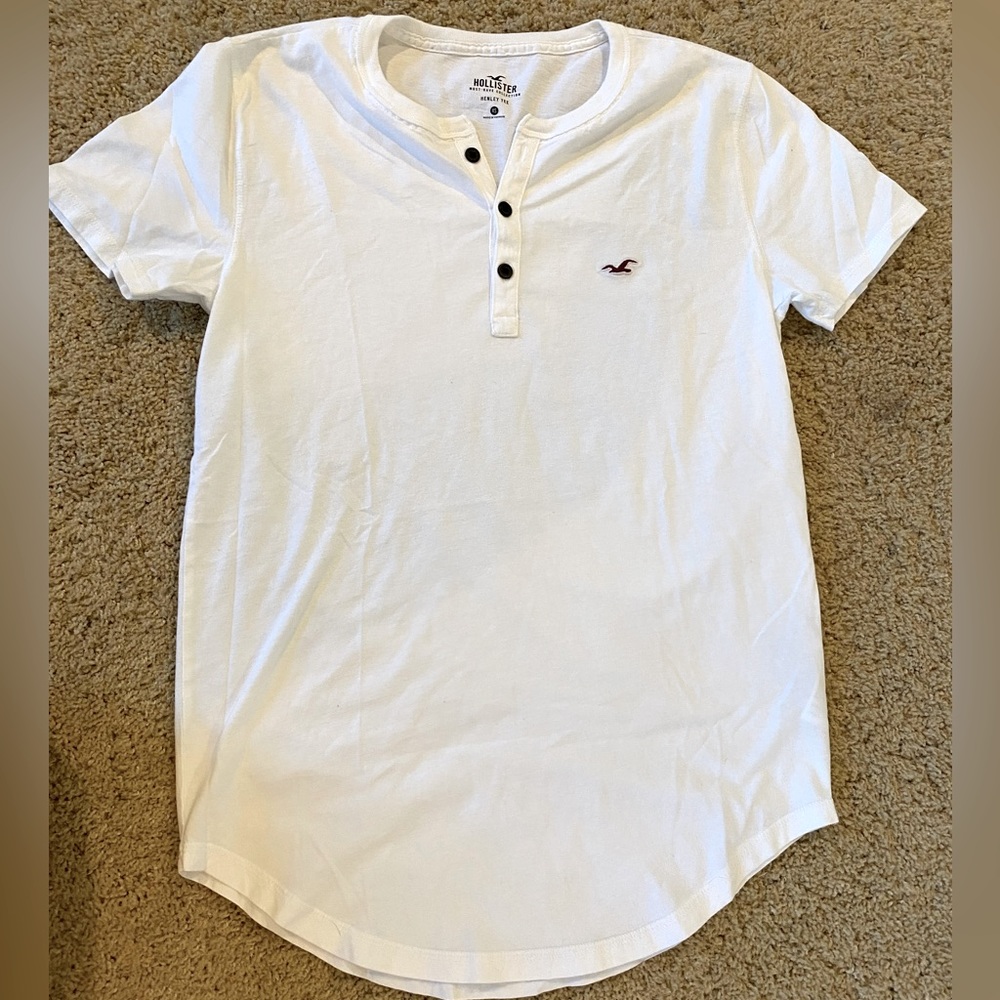 Men’s Hollister T